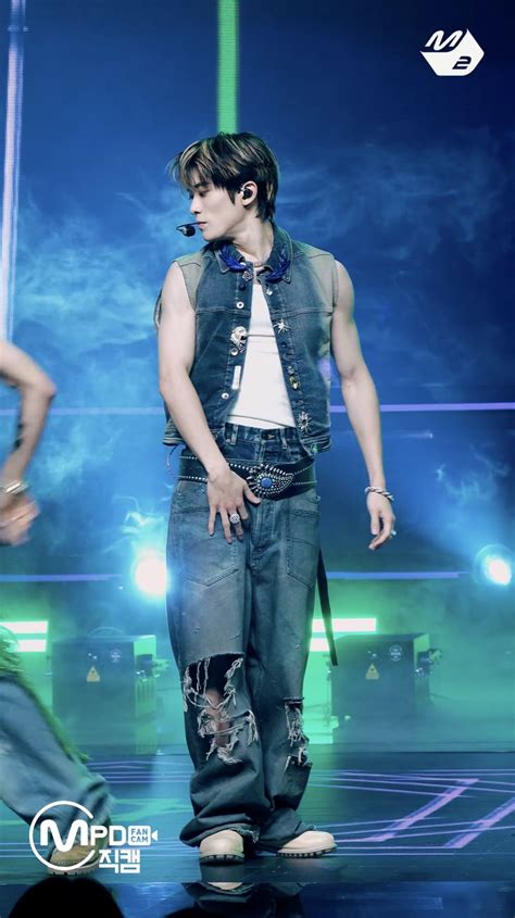 jaehyun denim outfit